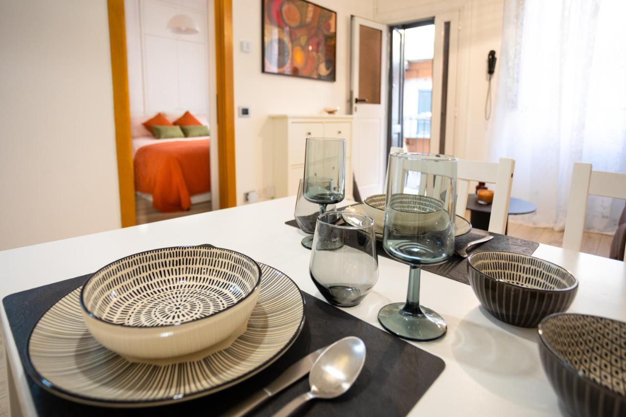 מילאנו Xenia Apartments - Enjoy Porta Venezia In Modern Apt- 10 Min From Duomo מראה חיצוני תמונה