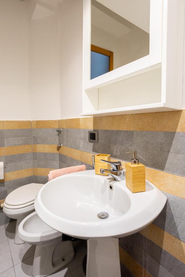 מילאנו Xenia Apartments - Enjoy Porta Venezia In Modern Apt- 10 Min From Duomo מראה חיצוני תמונה